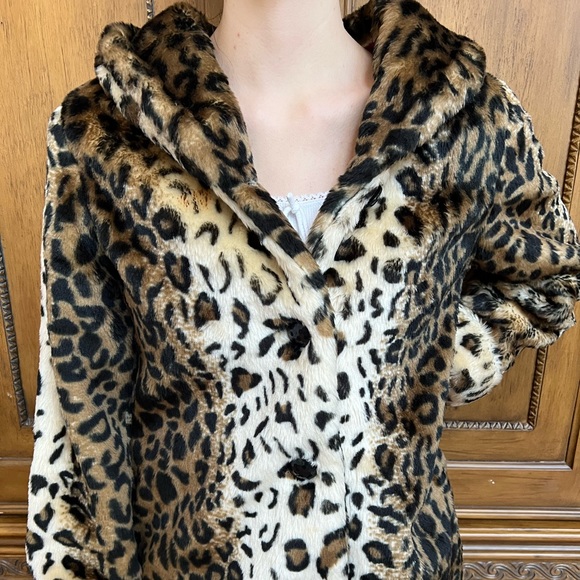 Cherokee Girls Faux Fur Coat - Picture 2 of 4